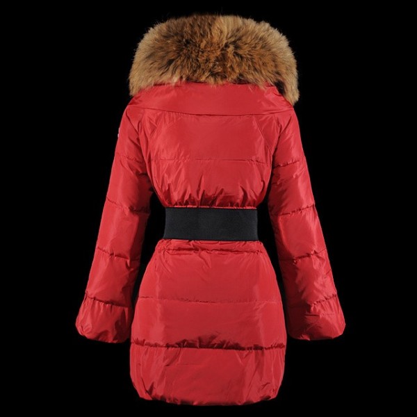 Moncler cinturino e collo di pelliccia lunga rossa Cappotti